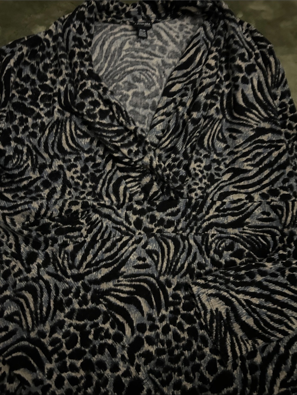 Sweater Subcategory Identification - Picture 3 of 4